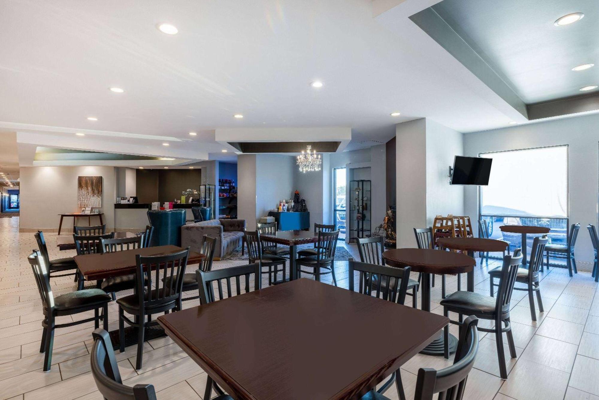 Baymont By Wyndham Rapid City Exterior photo