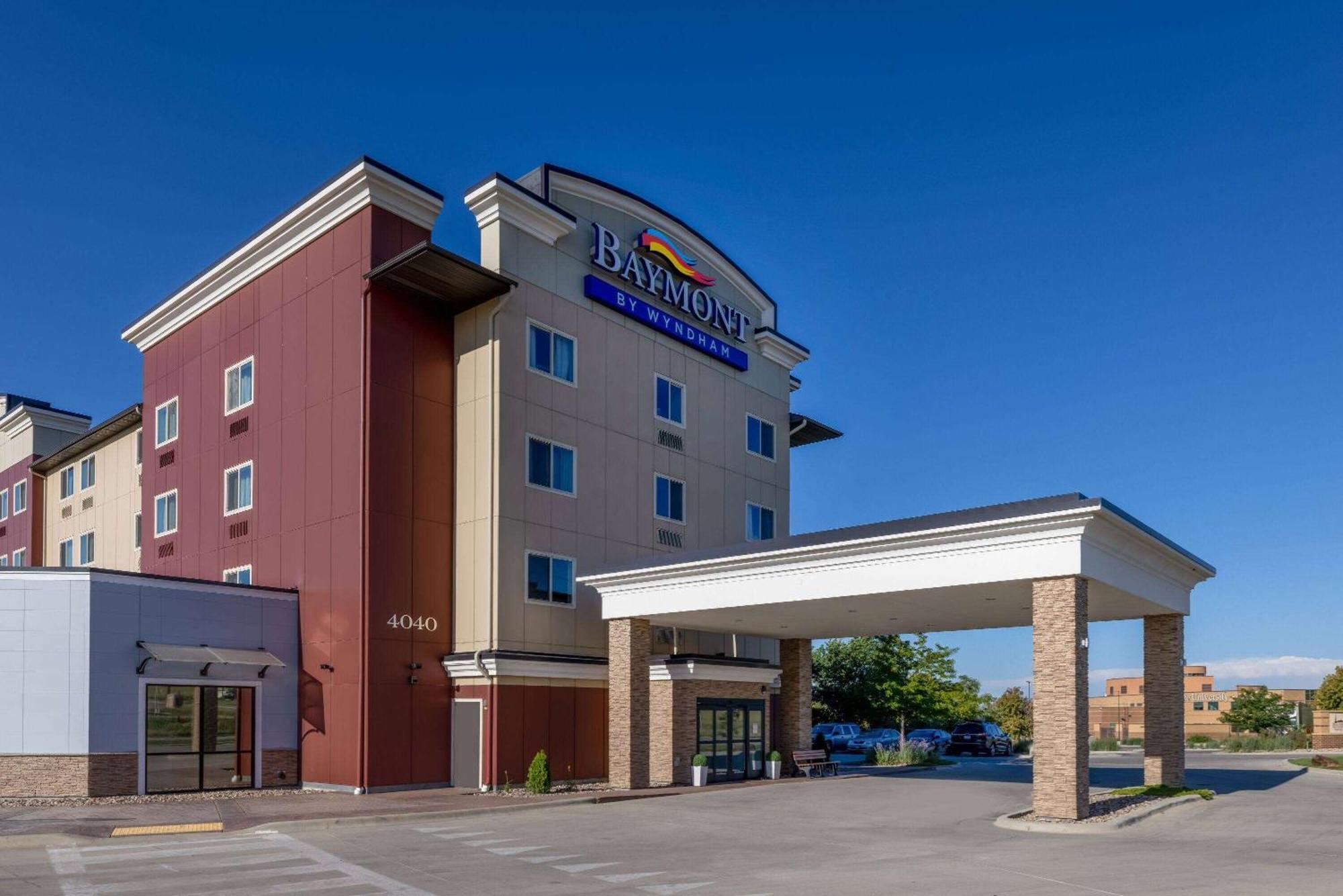 Baymont By Wyndham Rapid City Hotel Exterior photo